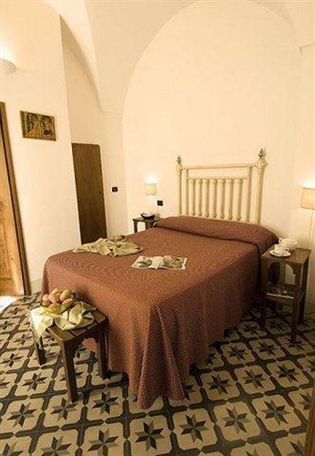 Palazzo D'erchia 3*